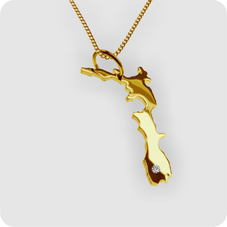 50cm Halskette + Neuseeland Anhänger mit einem Brillant 0,015ct an Ihrem Wunschort in massiv 585 Gelbgold